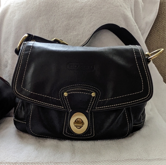 Coach Handbags - COACH Legacy Black Leather Hobo Ali Handbag
